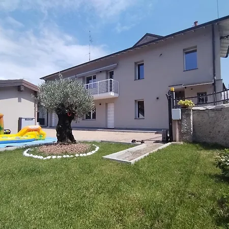Bnb Ranco Гостевой дом